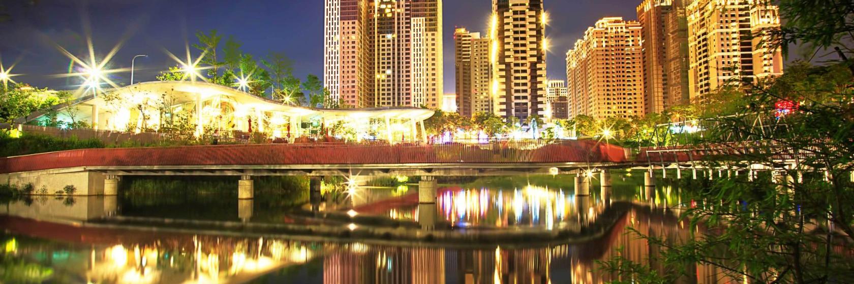 秋紅谷景観生態公園